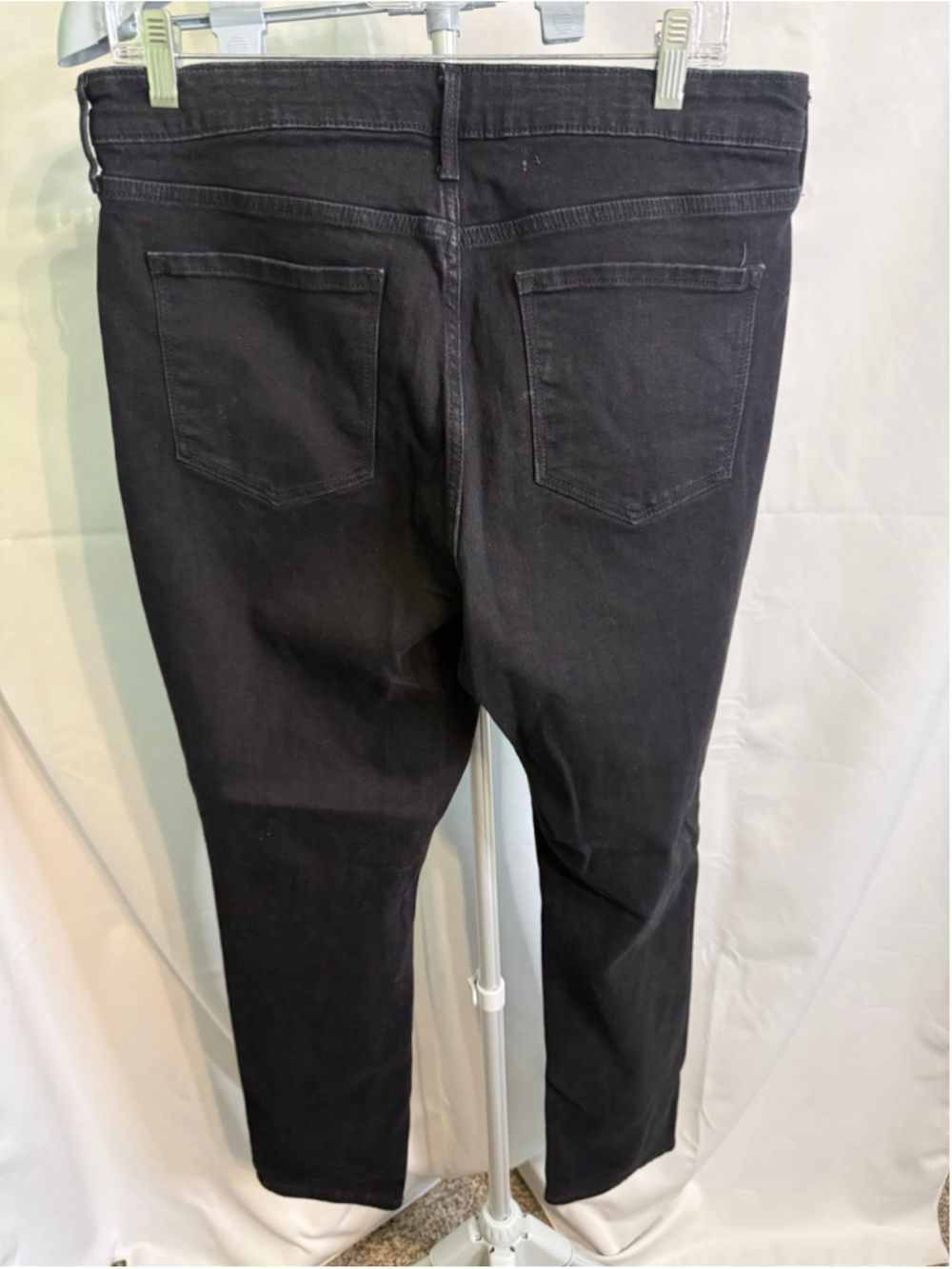 Women's Old Navy Black Distressed Power Slim Straight High Rise Jeans Size 14 - Picture 2 of 6